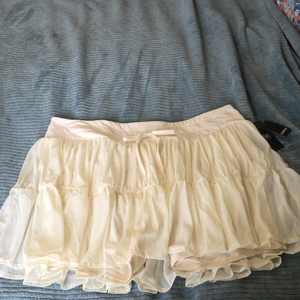 Elegant Cream Ruffled Skirt